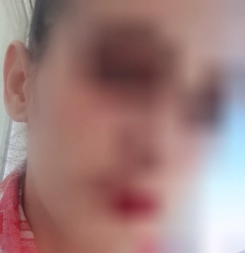 Elif, 37