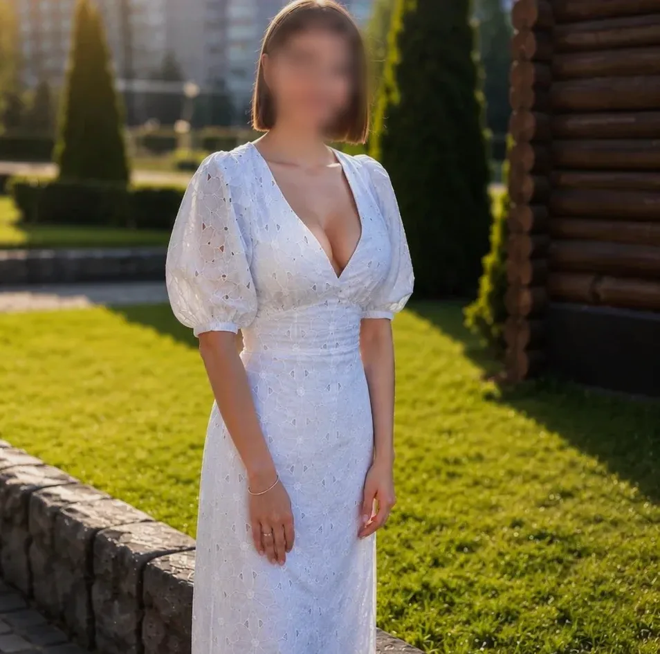 Kimberly, 26