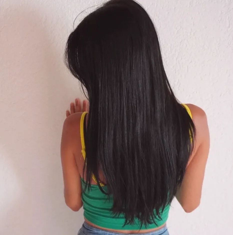 Mila, 28