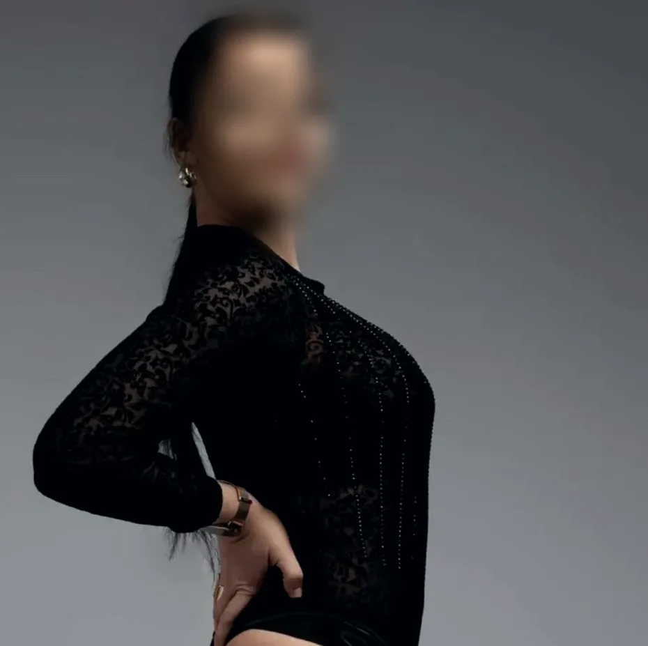 Soukaina, 24