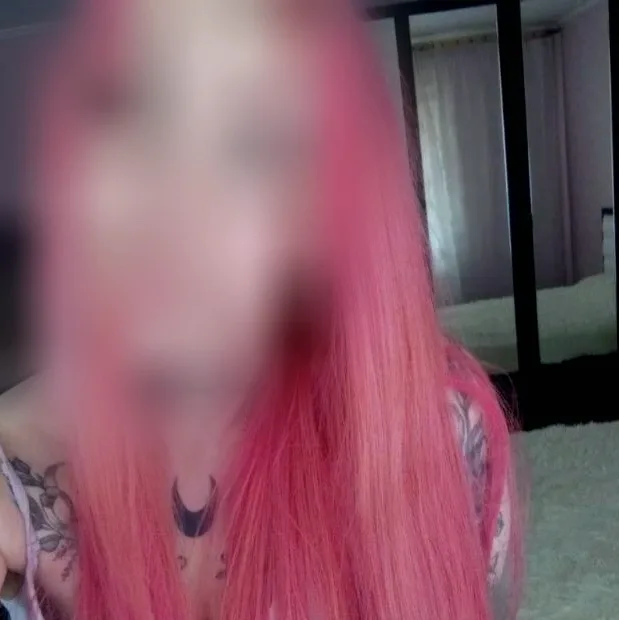 Vera, 37